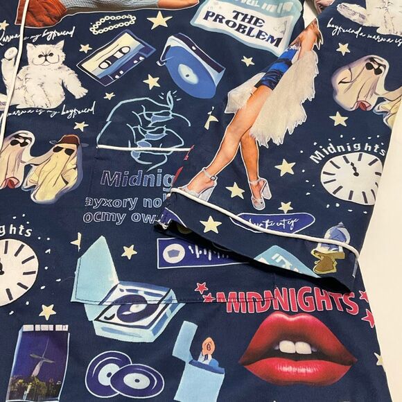 Taylor Swift Midnights Two Piece Pajama Sleep Set Large - Picture 14 of 16